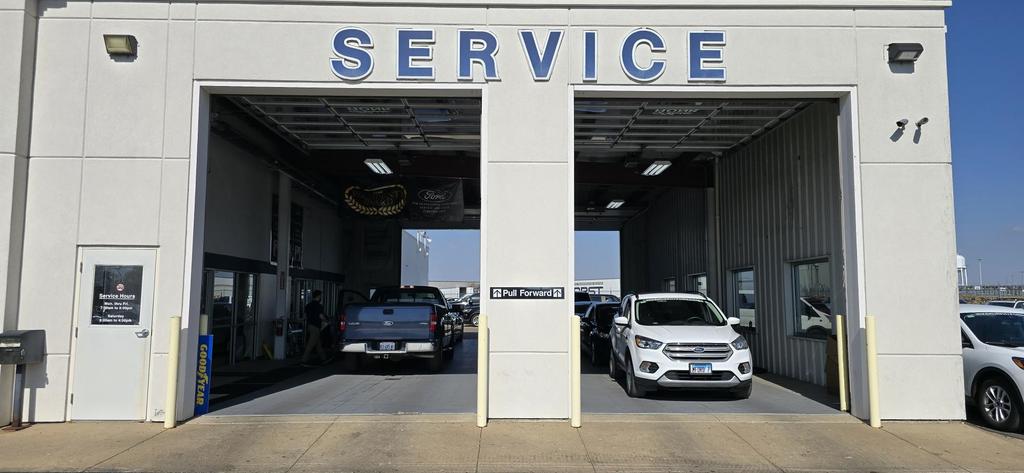 Dealership gallery photo 2